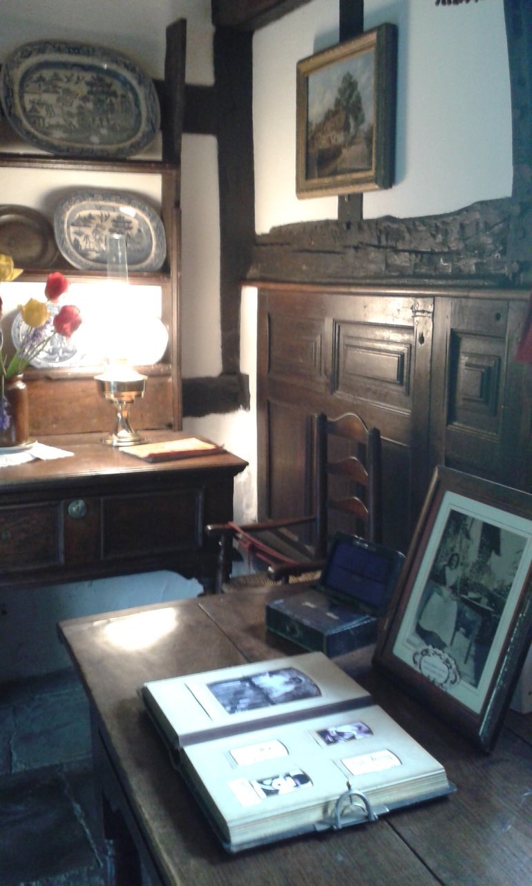 Book at Anne Hathaway's Cottage