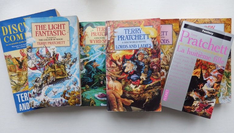 Discworld Collections Larger Size