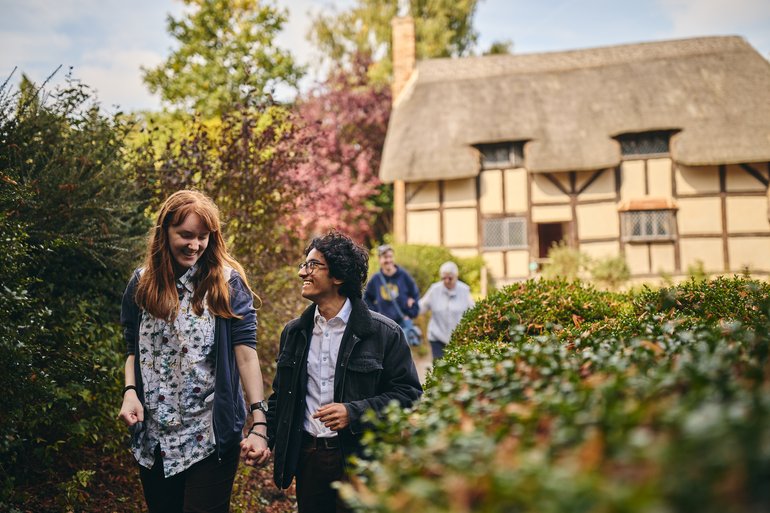 Group Autumn Photoshoot_2024_SAM ALLARD_269