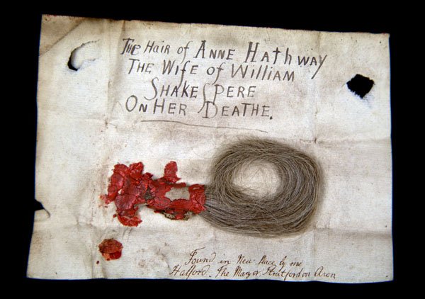 The Hair of Anne Hathaway