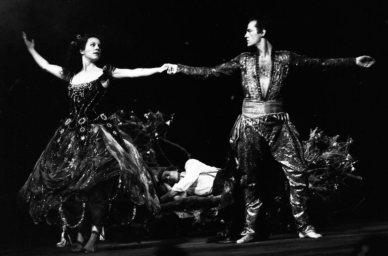 Titania and Oberon in the “Dance of Amity” (RSC production, 1981)