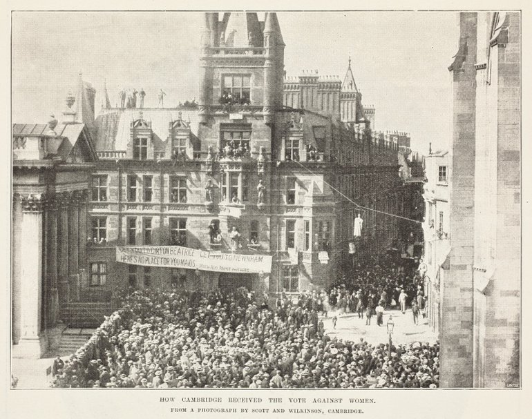 Sketch women's degree