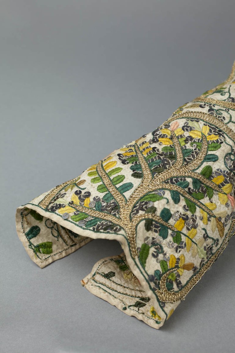 SBT 1993-35 Embroidered Bodice (sleeve detail)