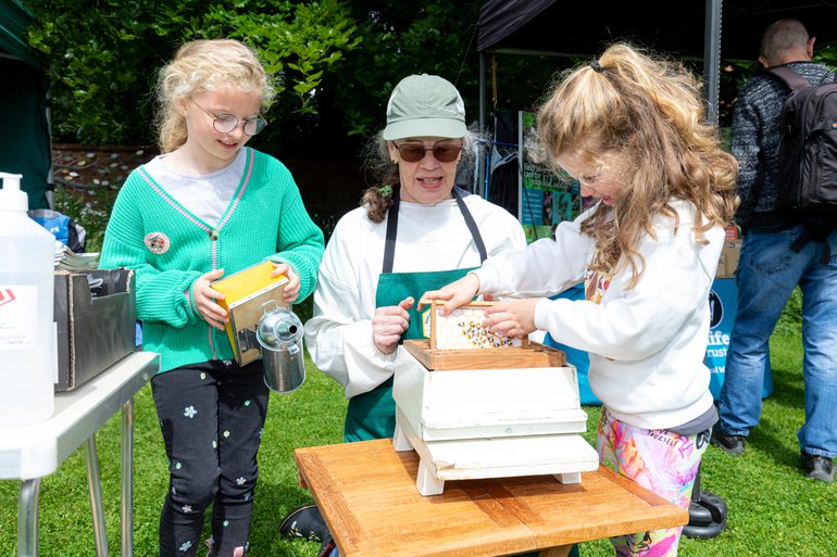 SBT New Place Garden 48