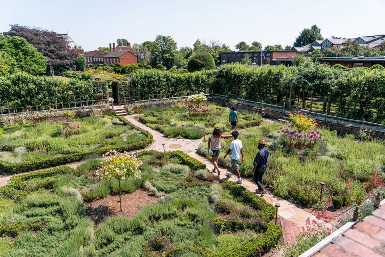 Shakespeare's New Place_SBT