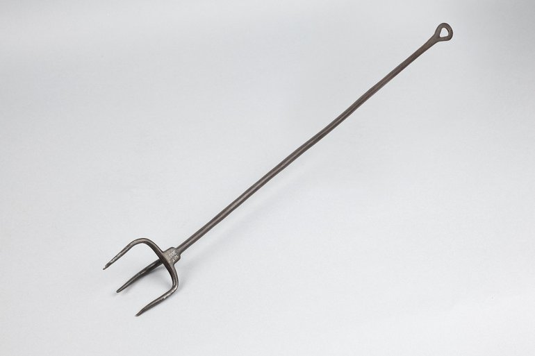 Wrought-iron toasting fork, Seventeenth century